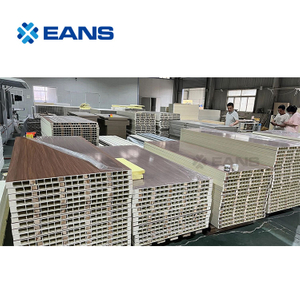 Kompozit WPC Kapı Yapma Makinesi