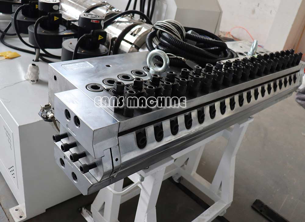 PVC mermer levha yapma makinesi 