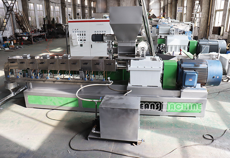 wpc birleştirme makinesi