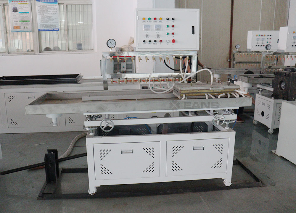 PVC duvar paneli &uuml;retim hattı